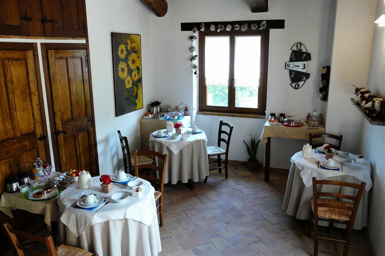 Casale Le Orme Panzió Todi Kültér fotó